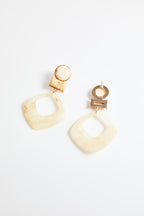 Beige Marble Geometrical Dangle Earrings Pair