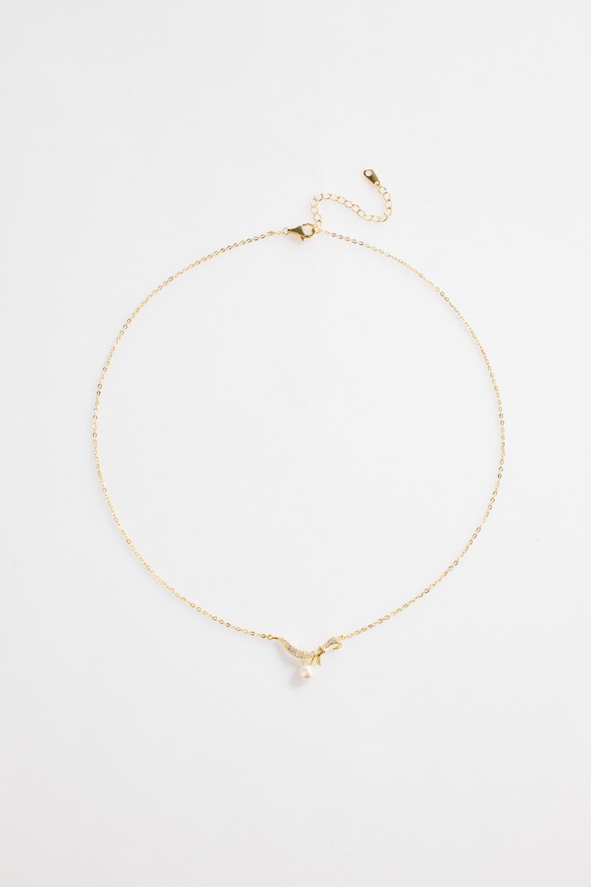 Gold-Plated Single Bow With Pearl Necklace for Women