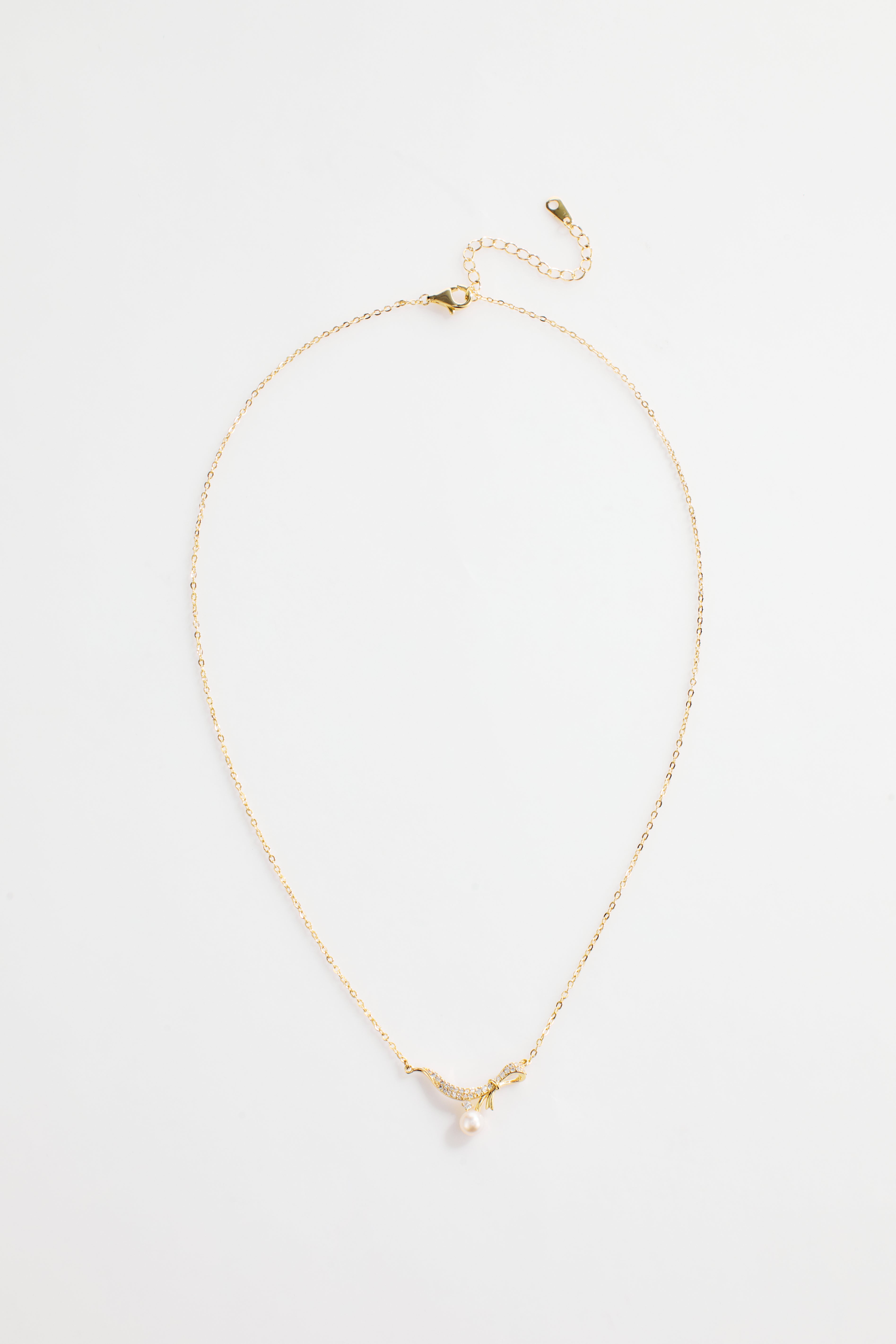 Gold-Plated Single Bow With Pearl Necklace for Women