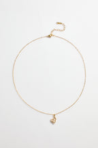 Gold-Plated Necklace with Pearls in Heart Shaped Shell Design for Women