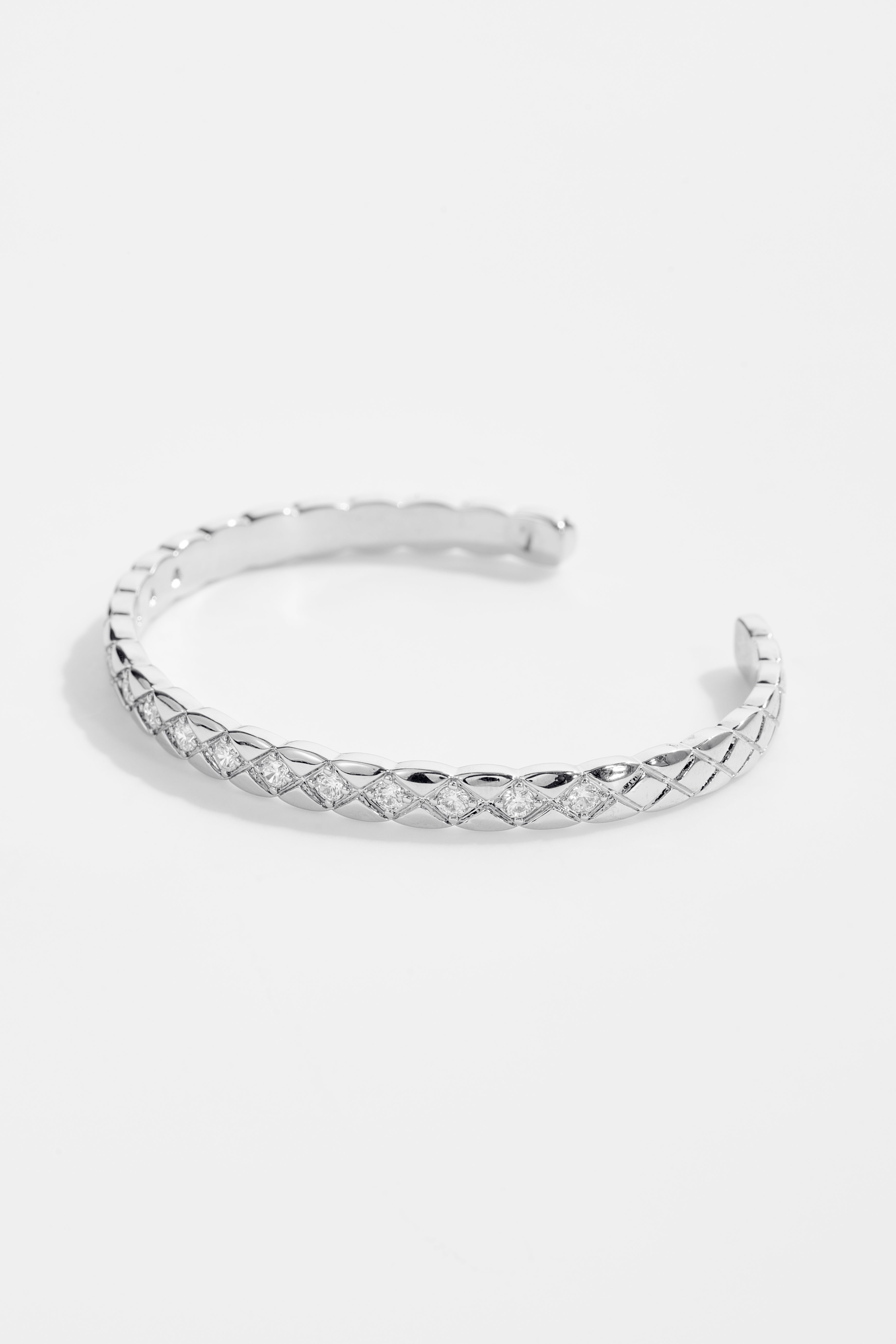 Silver-Plated Criss Cross Bangle Bracelet for Women