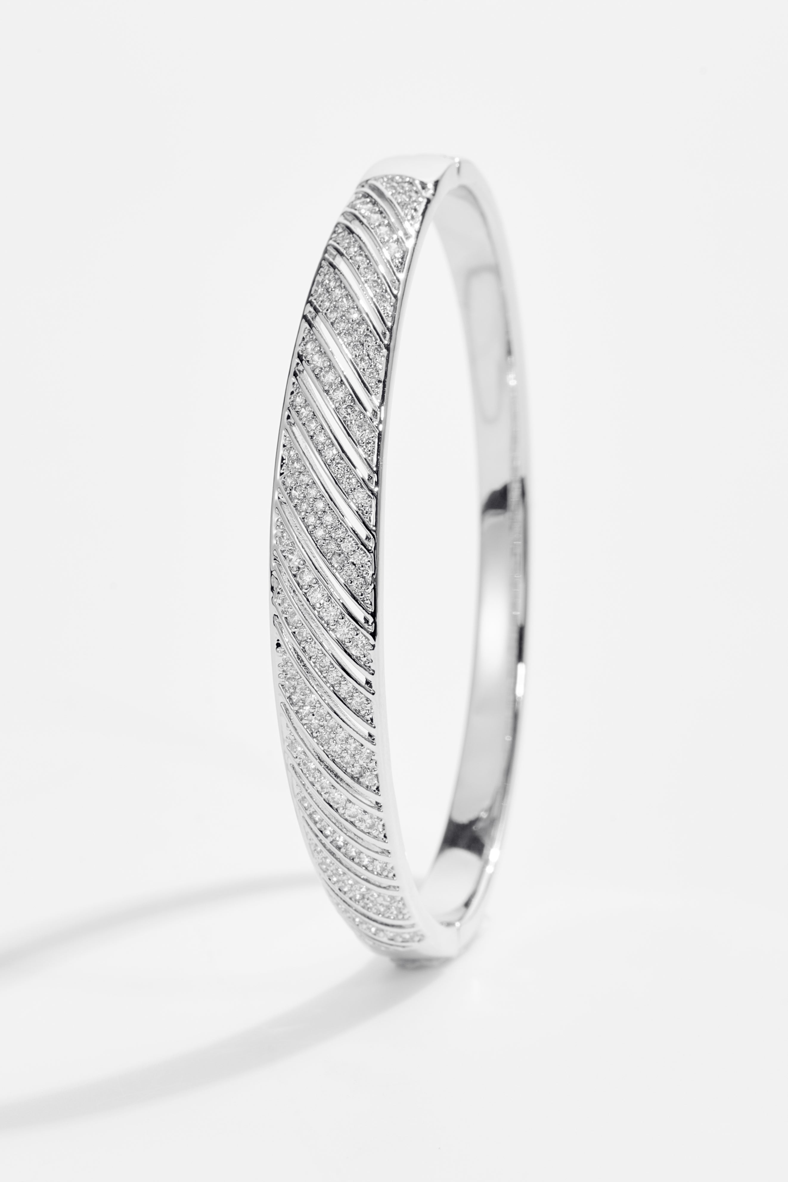 Silver-PlateD Unique pattern Design Bracelet for Women