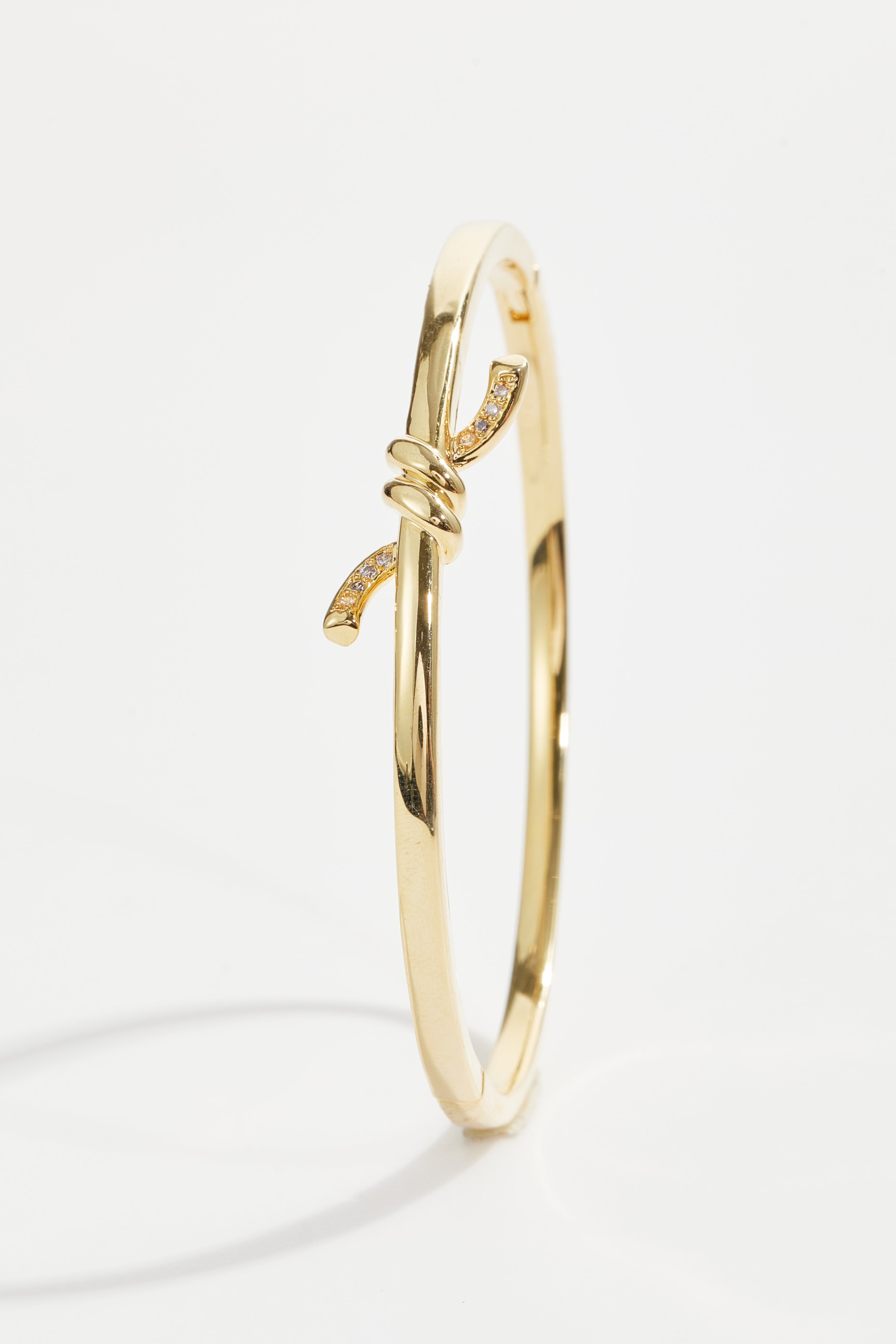 Gold-Plated Knot Wire Bangle Bracelet for Women